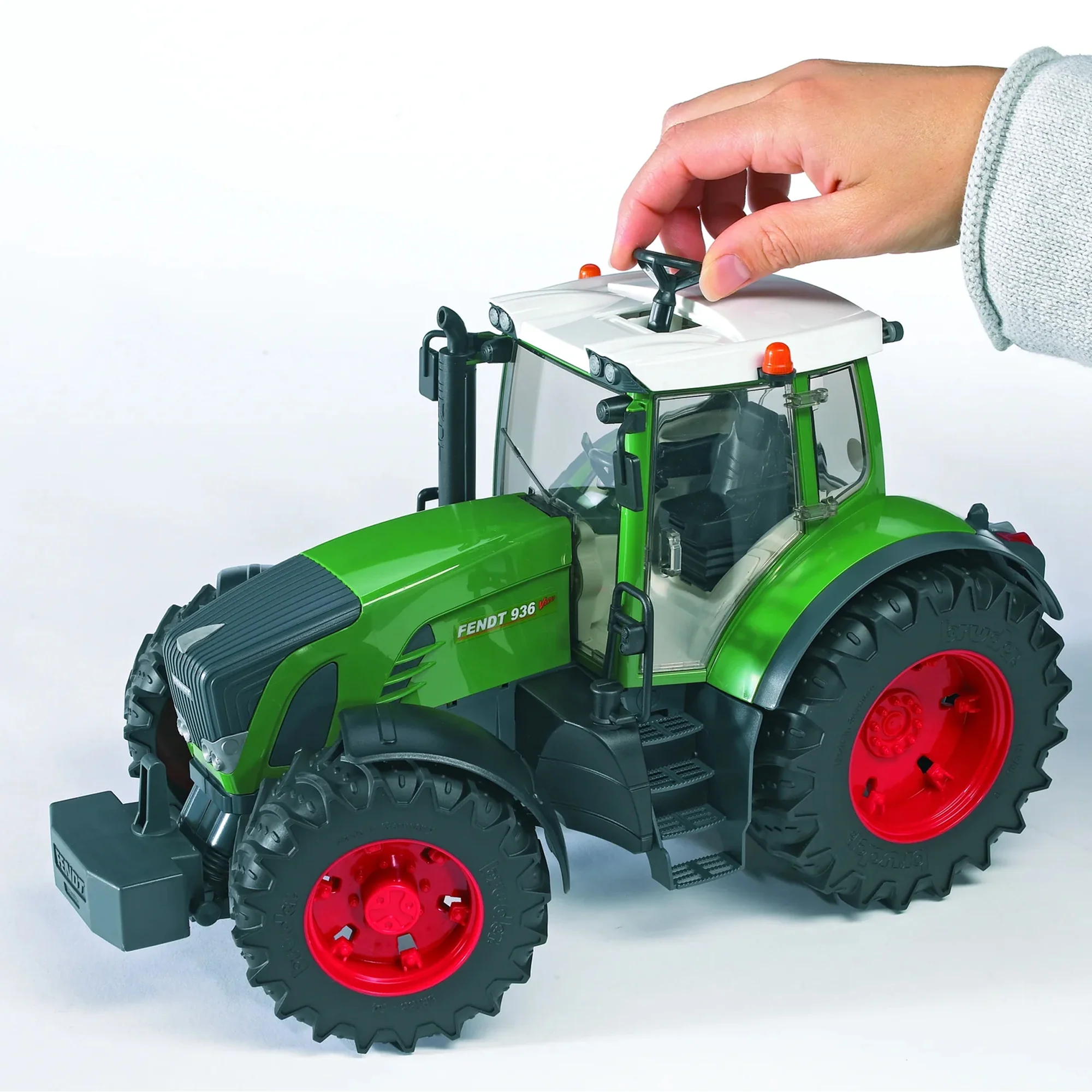 Bruder Trattore Fendt 936 Vario con caricatore frontale - Image 2