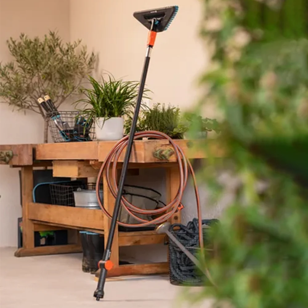 Manico cleansystem M gardena con collegamento acqua per la pulizia di ampie superfici - Image 8